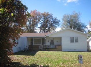 1002 Flower Box Ln, Neosho, MO 64850