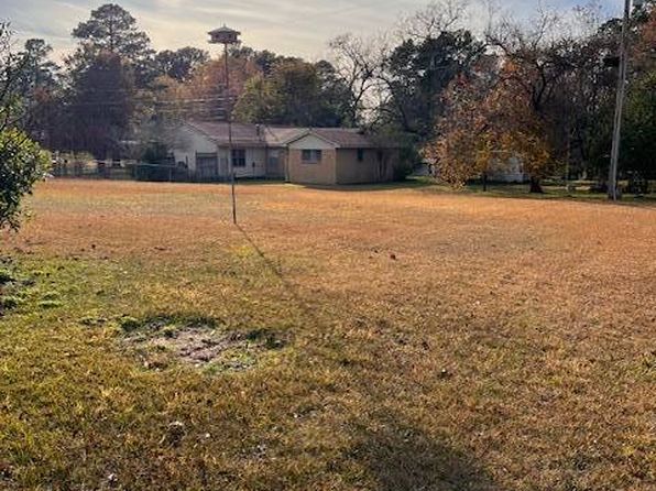 1214 Ridge Road Dr, Stamps, AR 71860