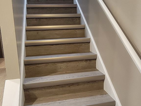 stairs to bedrooms