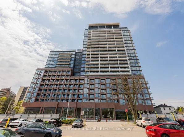 28 Ann St #210, Mississauga, ON L5G 3G1