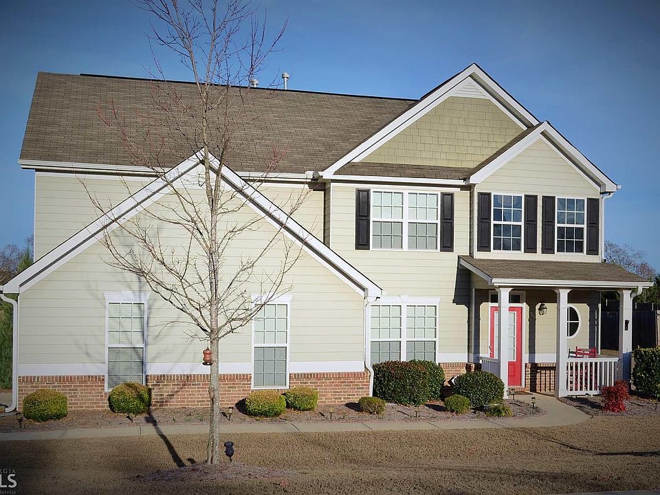 1st image of 150 Ellington Dr #22