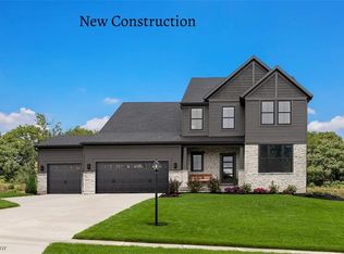 2728 Torrey Pnes, Medina, OH 44256
