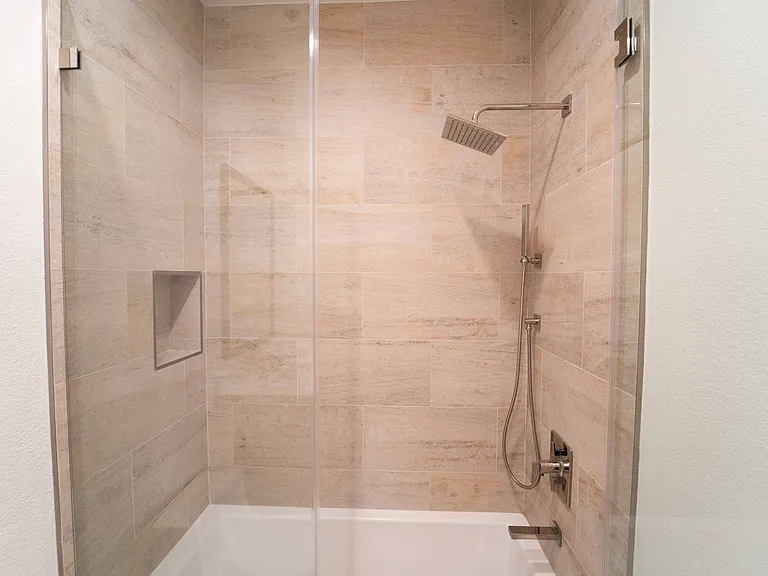 12011 Goshen Ave #202 — Photo 21