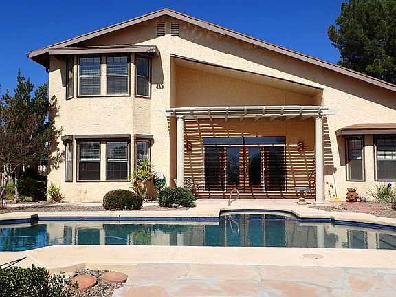 3rd image of 3218 Pebble Beach Dr