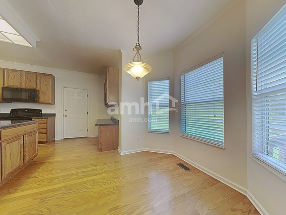 5th image of 8201 Kingstree Ln