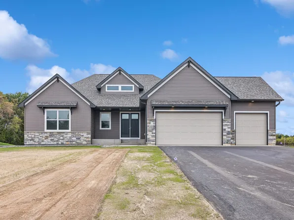 36120 Blackfoot St NW, Cambridge, MN 55008