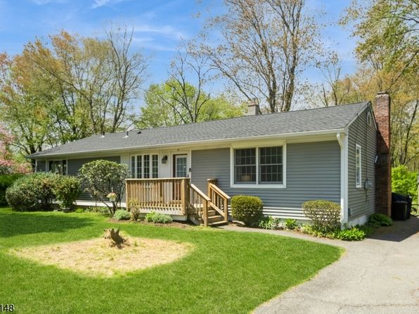 21 Spear Ln, Denville Twp., NJ 07834