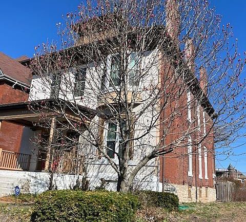 4th image of 5169 Kensington Ave