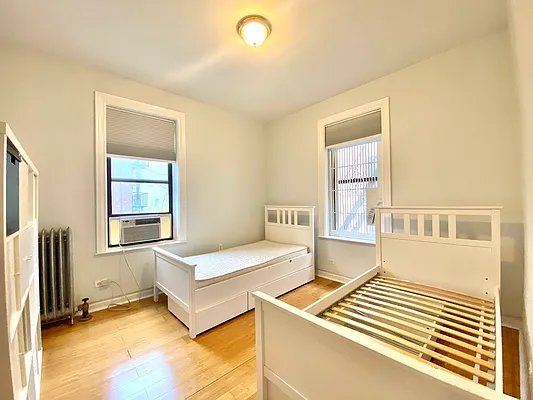 Rented by Astoria Realty | media 5