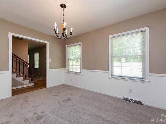 5th image of 4539 Easthaven Dr