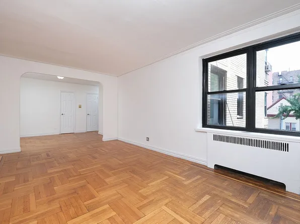 2685 Creston Ave APT 3F, Bronx, NY 10468