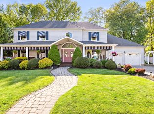 1704 Fanwood St, Oakhurst, NJ