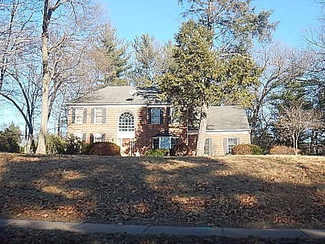 2nd image of 618 Thoreau Cir