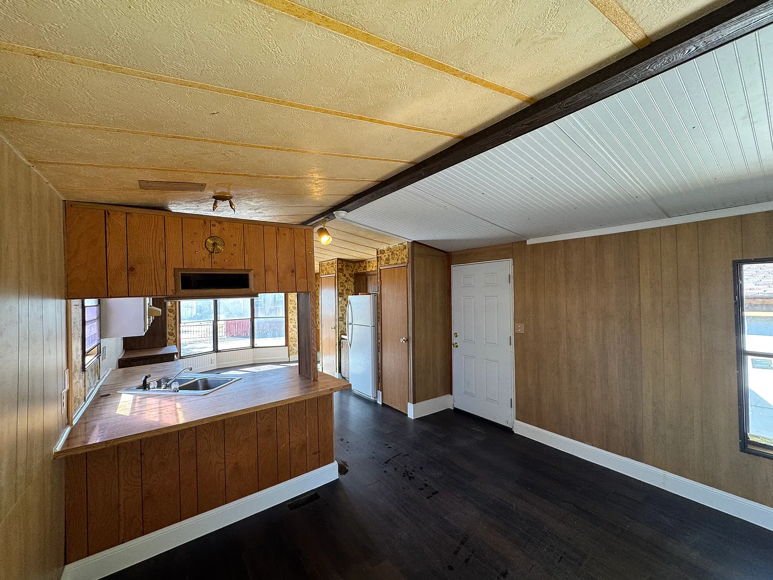 2 bed, 1344 sqft, $1,200 — Photo 2