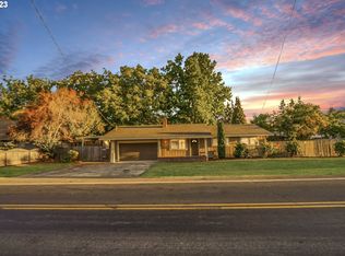 224 Hunsaker Ln, Eugene, OR 97404