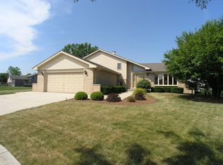 17014 Salem Ct, Tinley Park, IL 60477