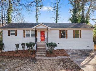 615 Mincey Ct, Stone Mountain, GA 30087