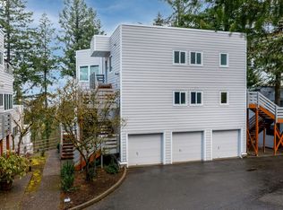 48 Eagle Crest Dr APT 4C, Lake Oswego, OR 97035