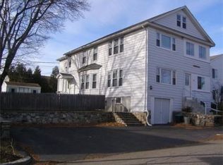 11 Daniels St, Worcester, MA 01604