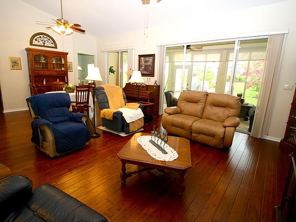 5th image of 25335 Crestwater Dr