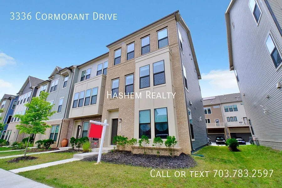 3336 Cormorant Dr