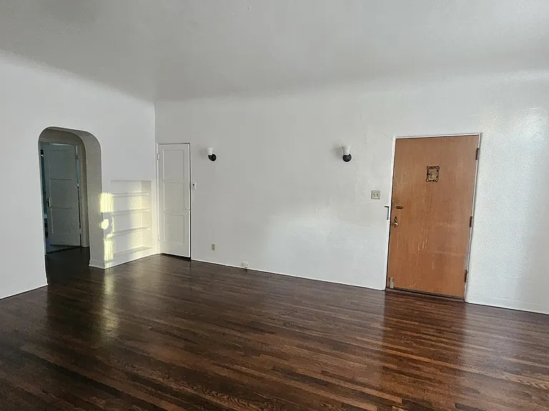 1425 Echo Park Ave #7 — Photo 5