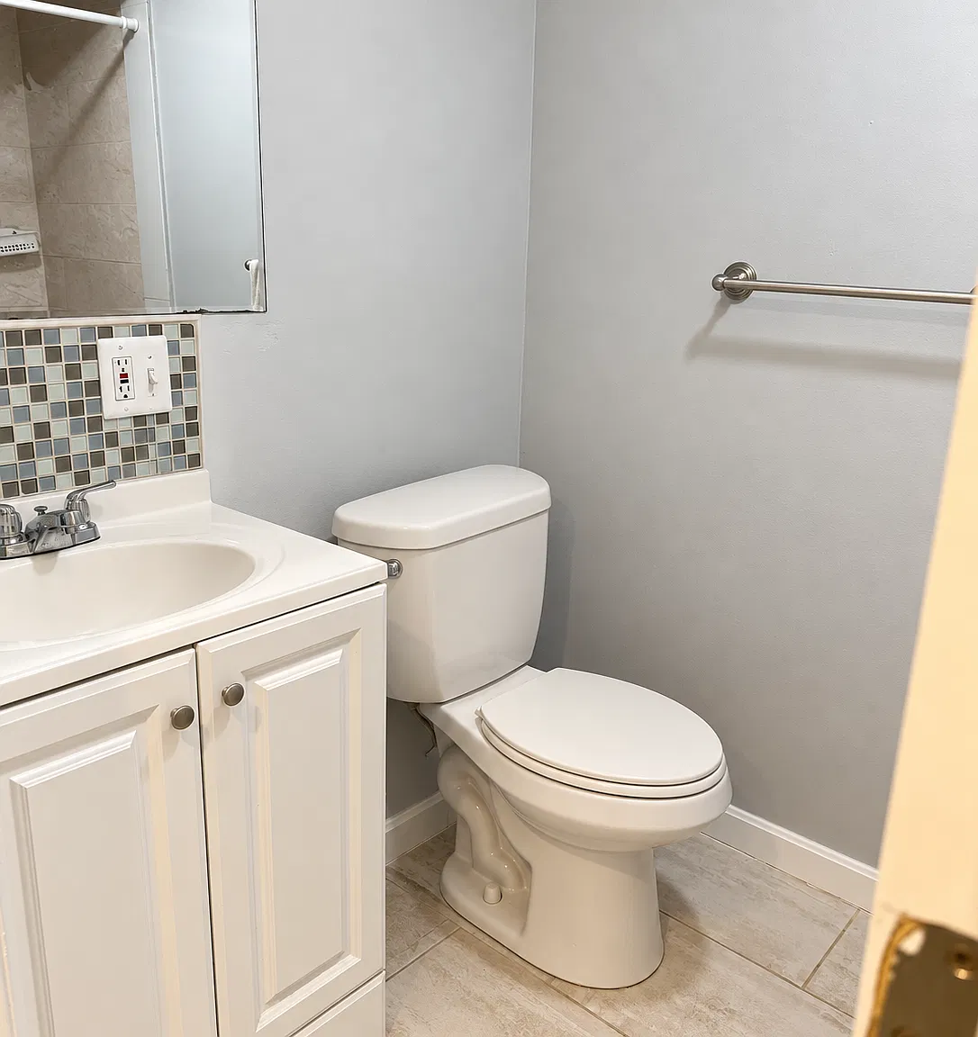2 bed, 800 sqft, $1,600 — Photo 4