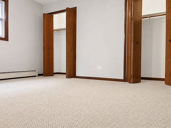 3rd image of 283 Yates Ave