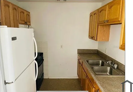 317 S Cedar Ave #317 — Photo 5