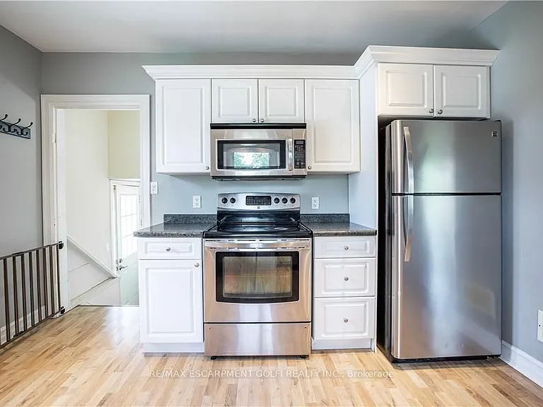 521 S Pelham Rd #UPPER — Photo 15
