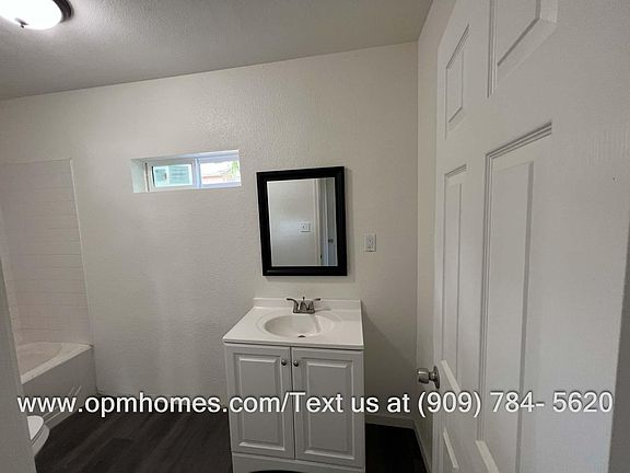 5th image of 2840 N Stoddard Ave