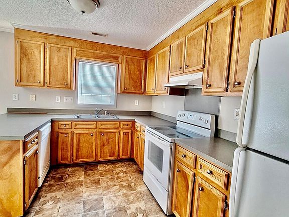4th image of 3979 Sterling Pointe Dr Unit Mmm3