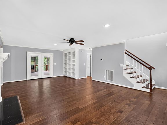 4th image of 117 Green Ridge Dr