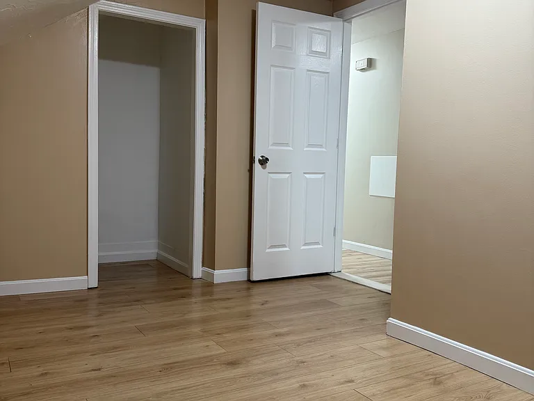 19 Myrtle Ave #3 — Photo 4