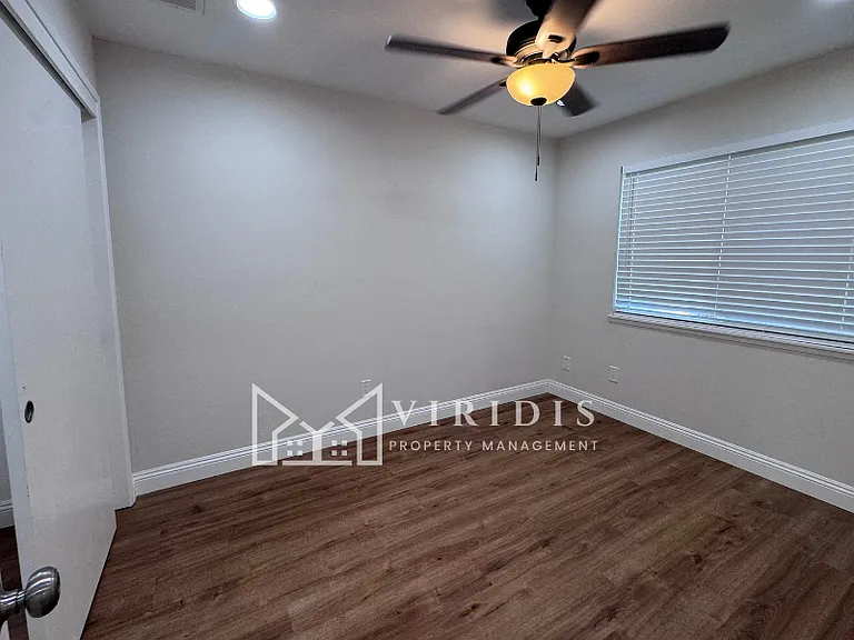 930 Olive Dr #26 — Photo 7