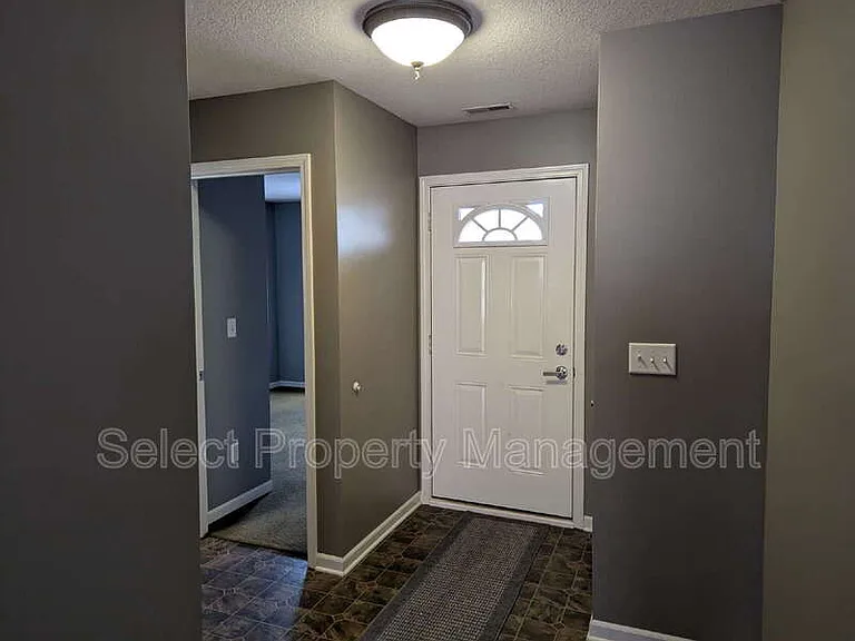 5201 Willman Ln — Photo 2