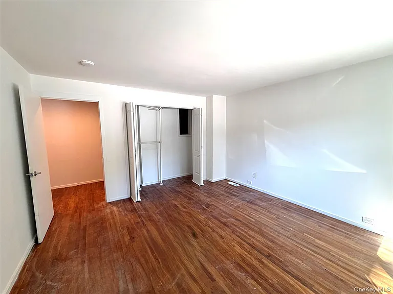 77 Sands Point Rd #1 — Photo 14