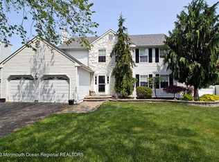 634 Hugo Dr, Toms River, NJ 08753