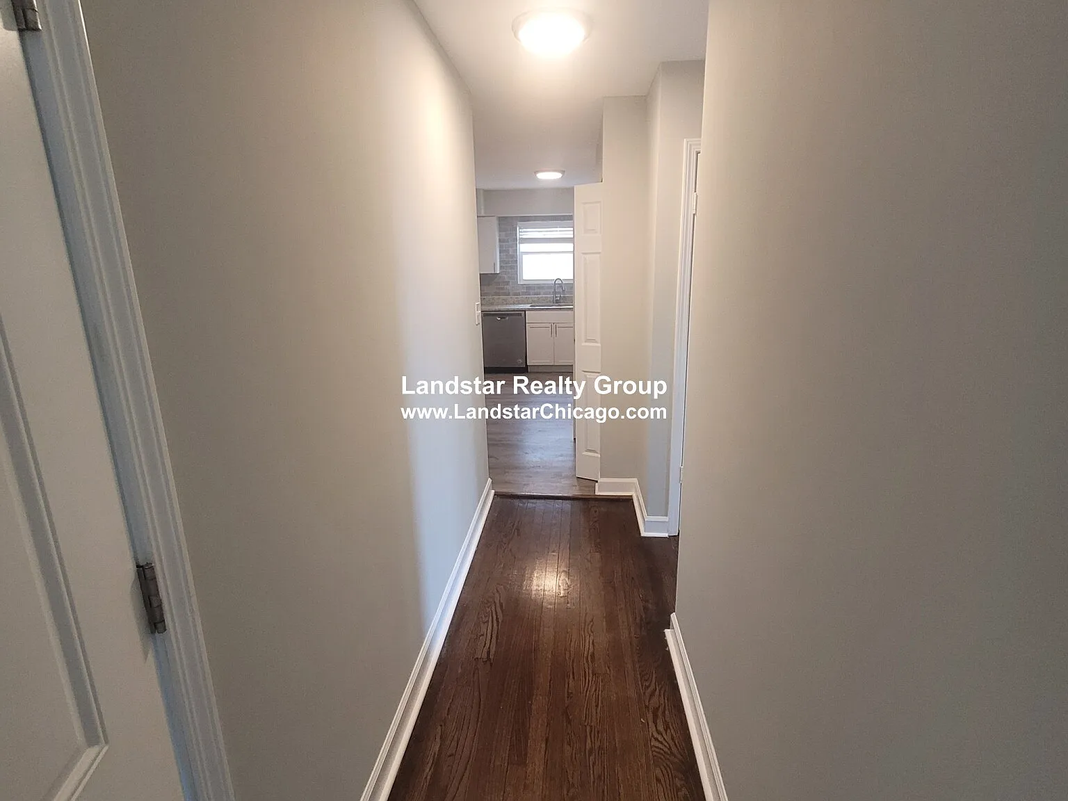 2 bed, 1.0 bath, $1,925 — Photo 4