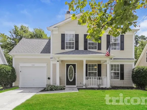 11401 Northwoods Forest Dr, Charlotte, NC 28214