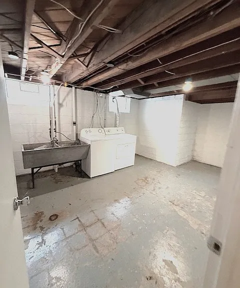 414 Moross Rd — Photo 17