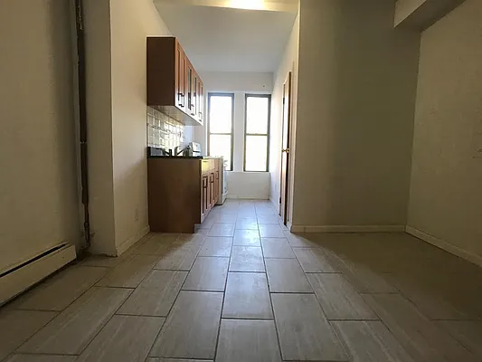 Rented by Evergreen Apartments BK | media 1