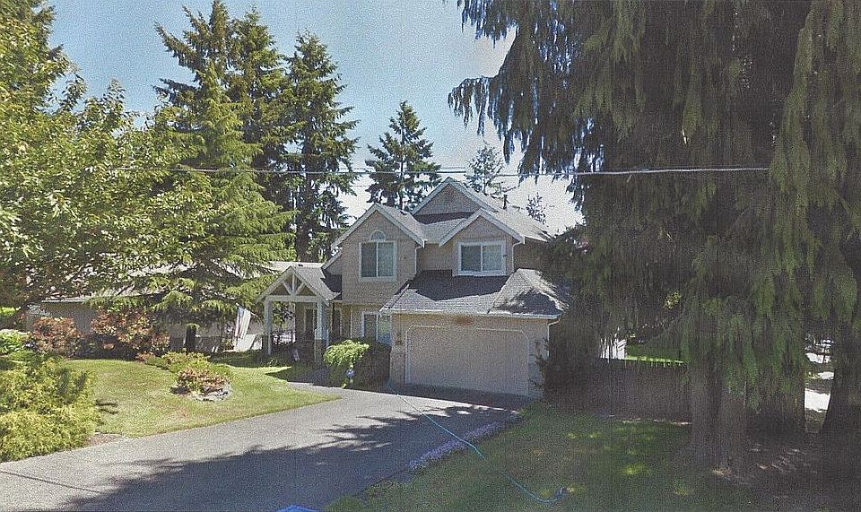1st image of 549 Lake Louise Dr SW