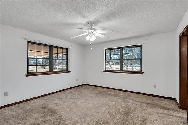 14 Zee Ann Dr — Photo 24