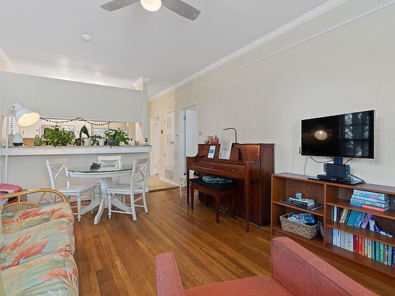 5th image of 1700 Northwood Rd