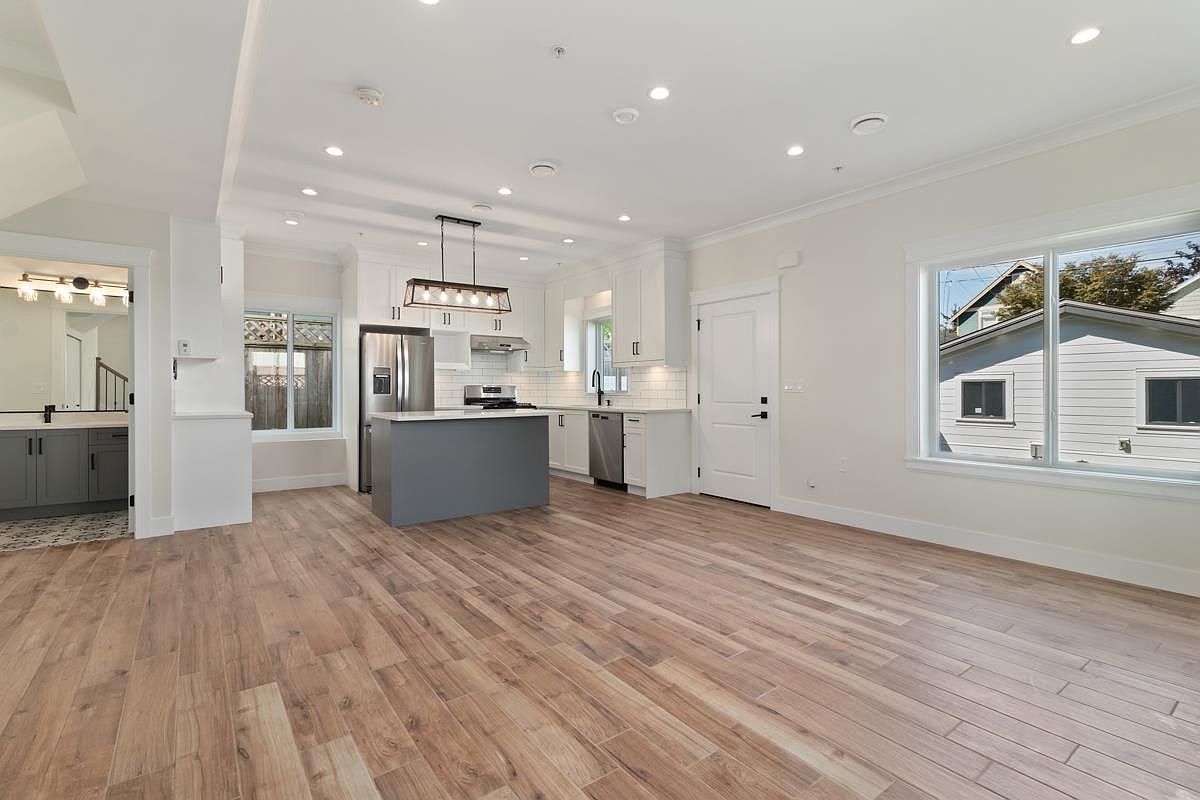 3843 Fleming St, Vancouver, BC V5N 3V8 Zillow