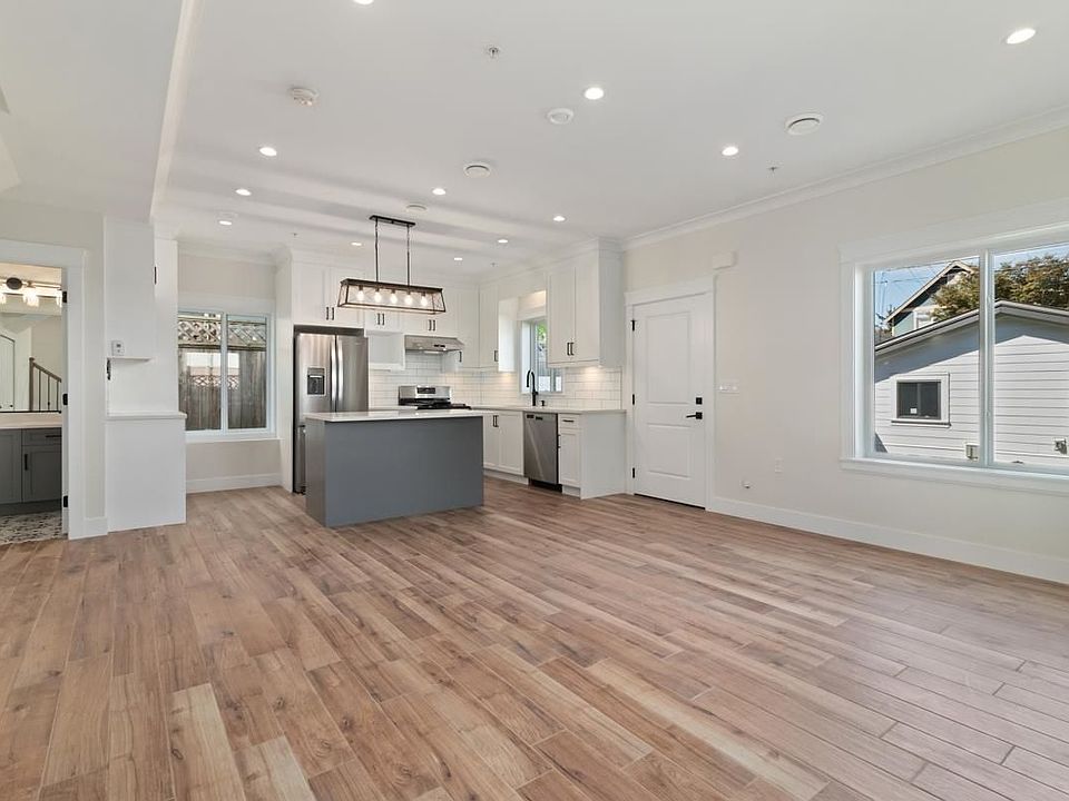 1st image of 3843 Fleming St