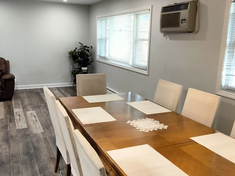 14 E Hattendorf Ave #6
