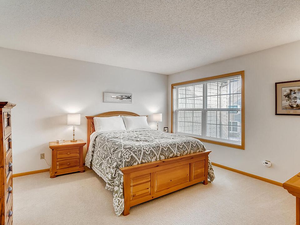 1st image of 2027 Blue Sage Ln E