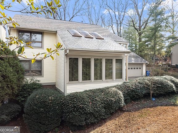 5th image of 1456 Heritage Rd